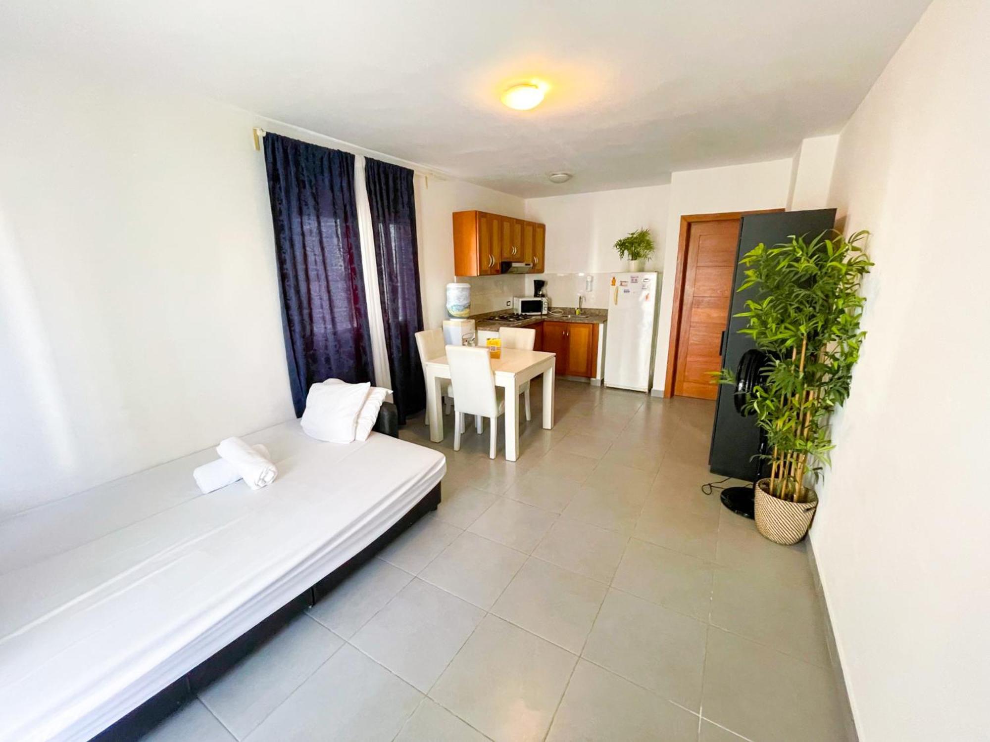 Sol Caribe Del Mar Los Corales Bavaro Studios Suites Beach & Pool Punta Cana Ngoại thất bức ảnh